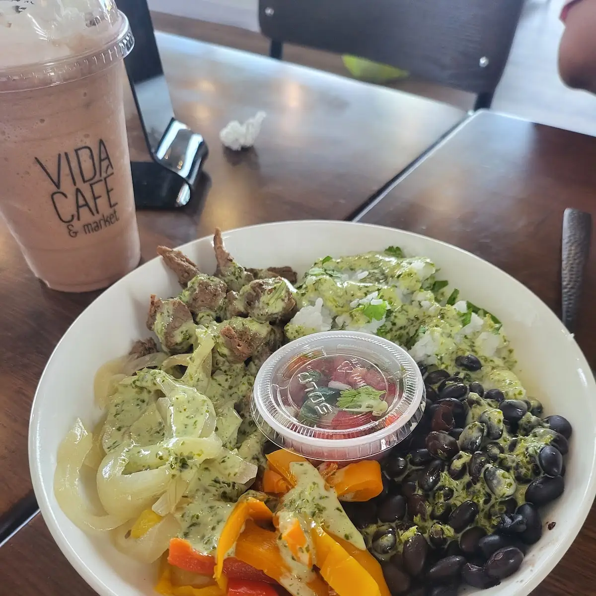 Vida House Salad