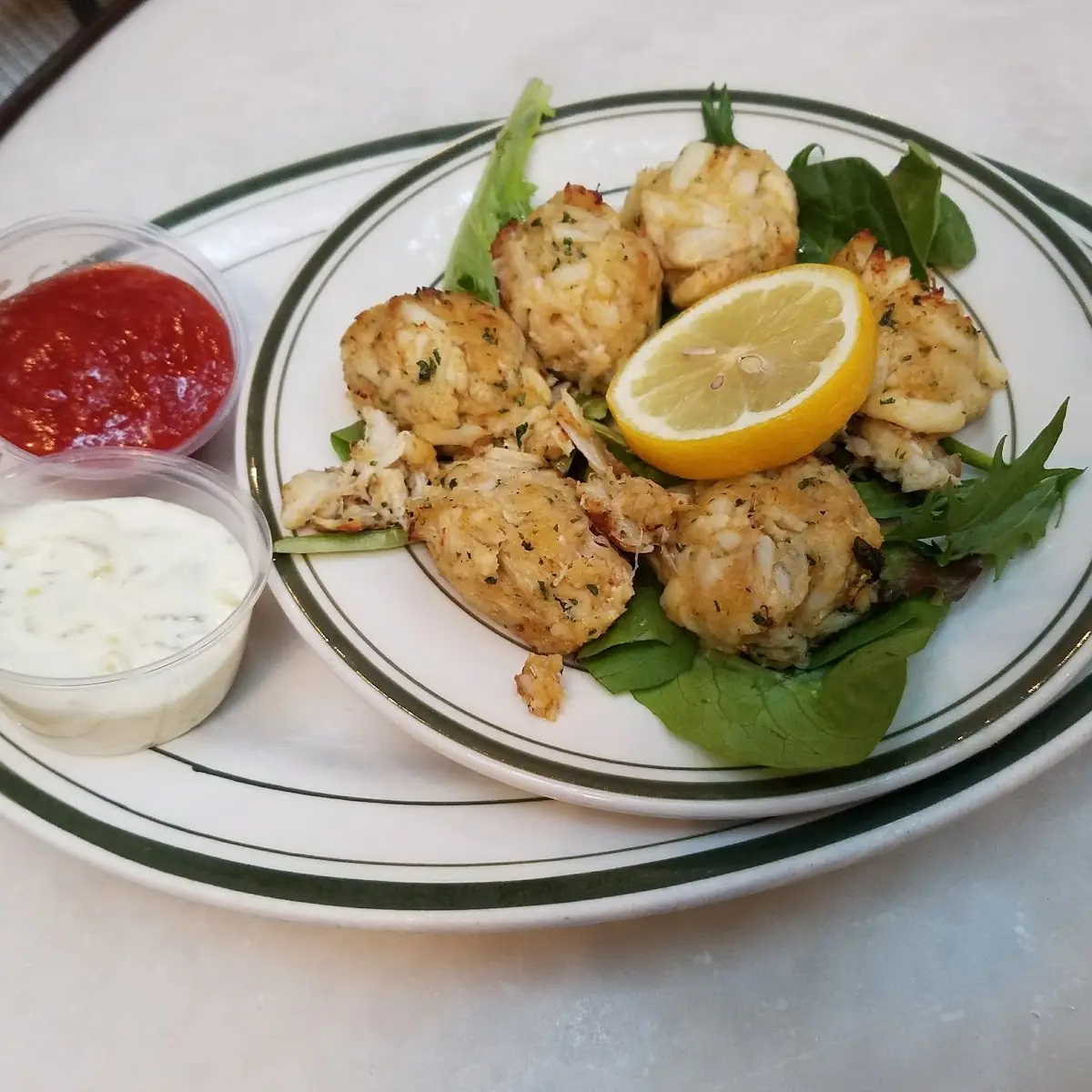 Jumbo Lump Chesapeake Crab Cakes
