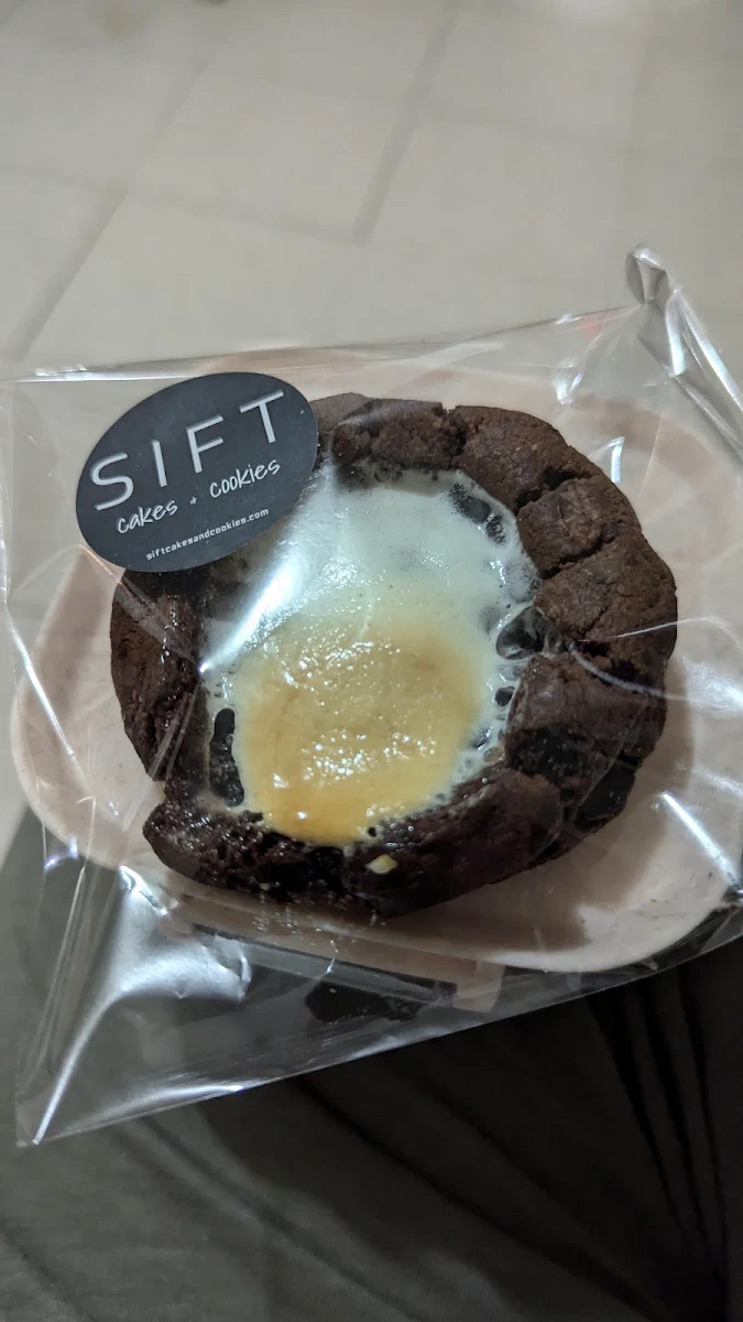 Double Chocolate Chip Cookie