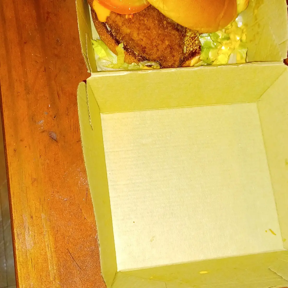 Deluxe Crispy Chicken Sandwich