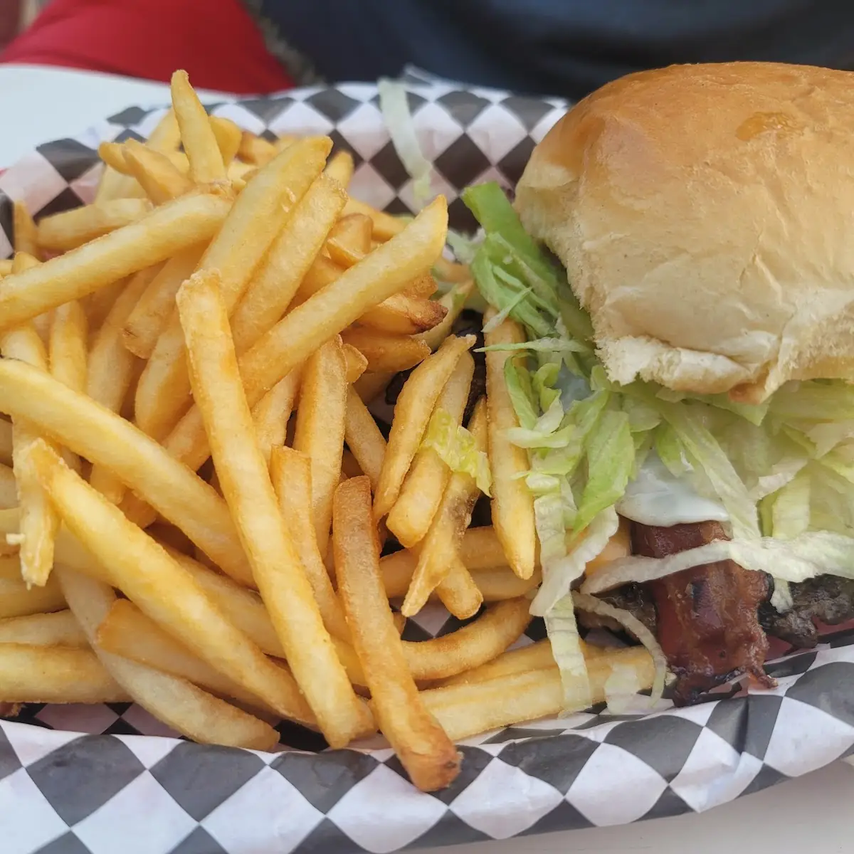 Gus Burger
