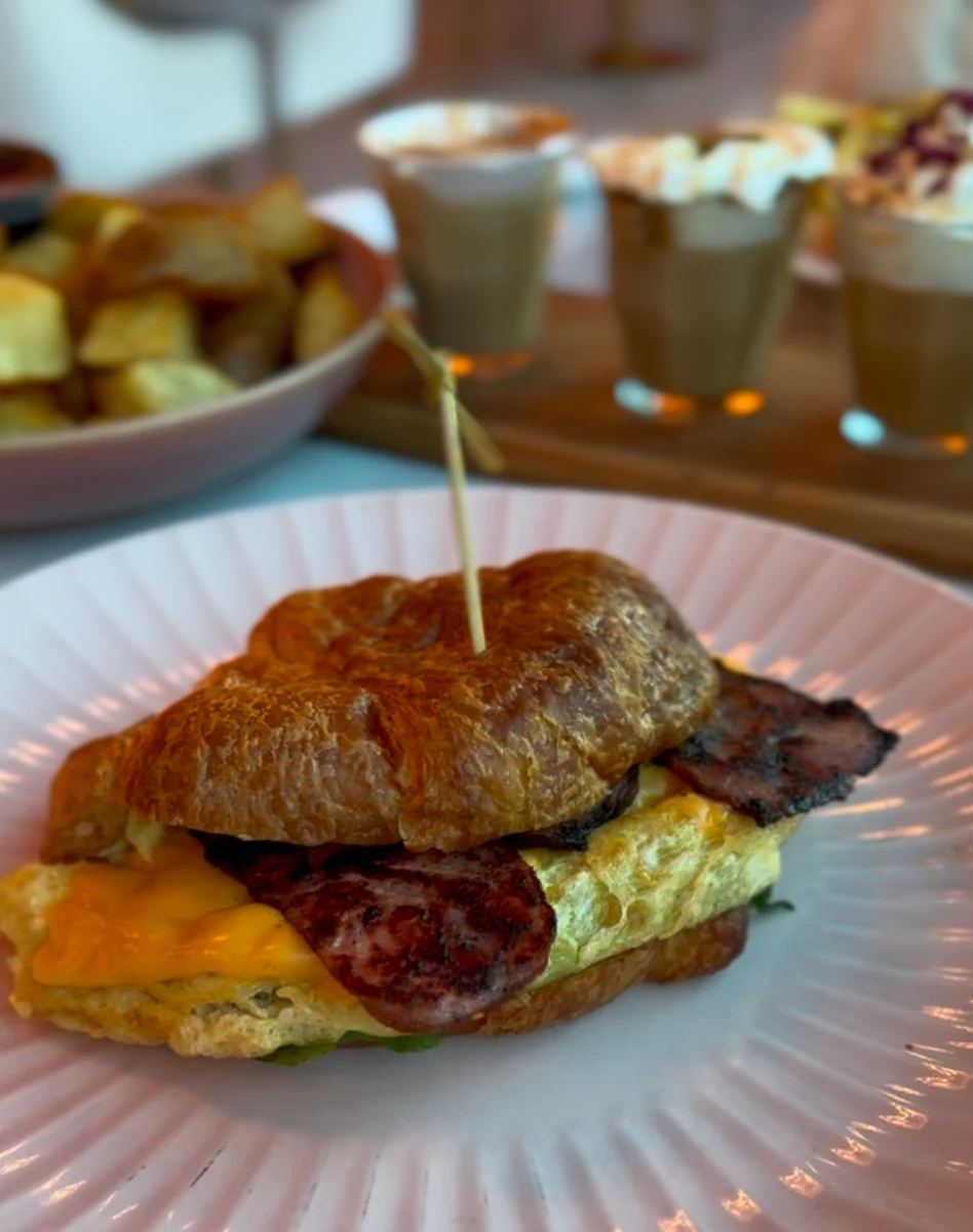 Breakfast Sandwich