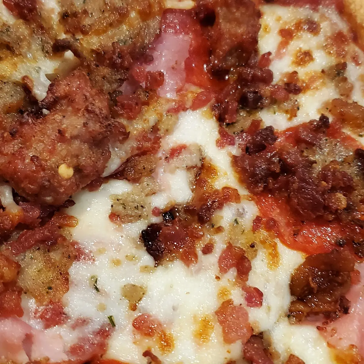 Sausage and Pepperoni Pizza