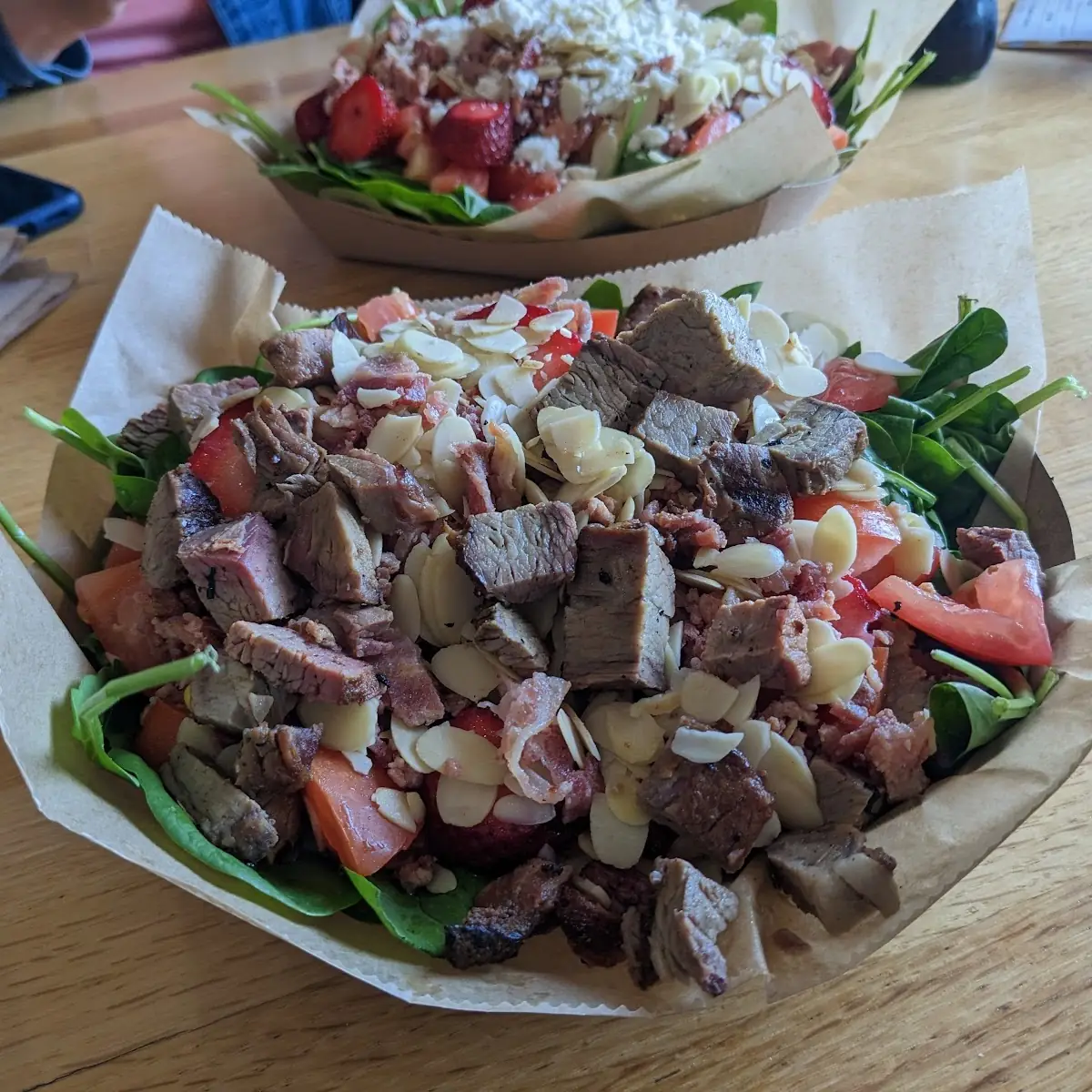 Strawberry Spinach Salad w Tri-Tip