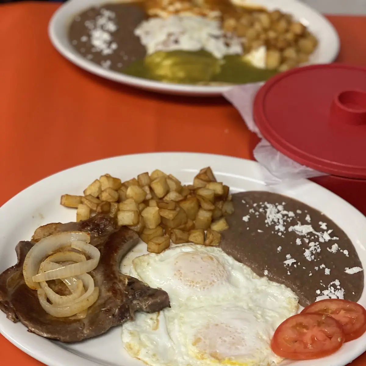 Bistec Ranchero Con Huevos
