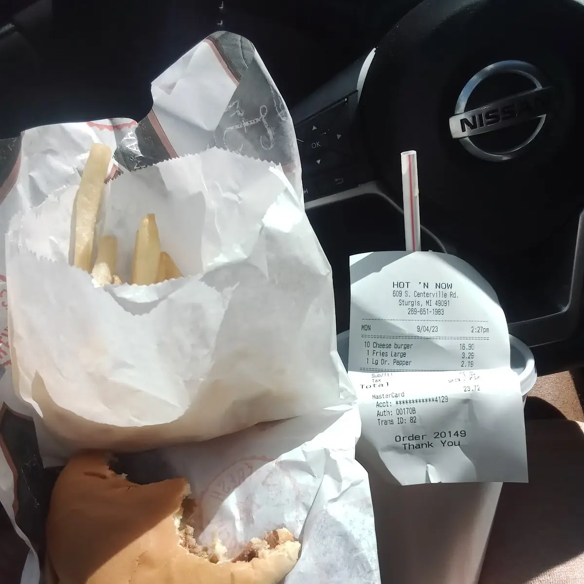 Cheese Burger Larg Fries