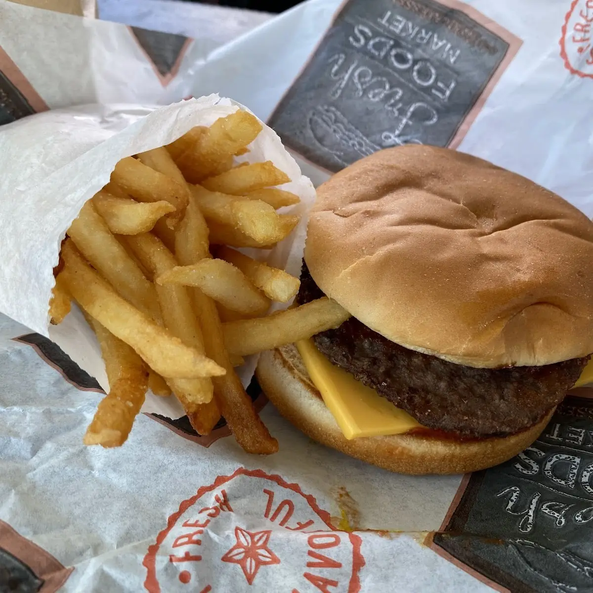 Cheeseburger Combo