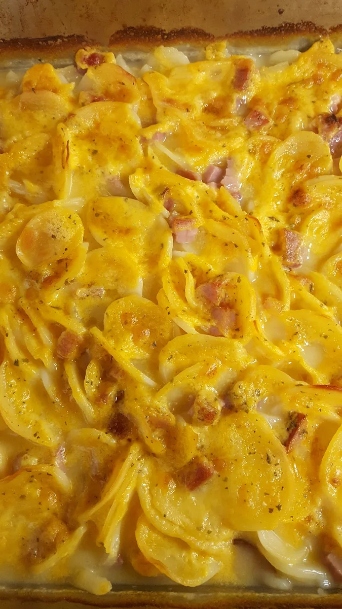 Augratin Potatoes with Ham