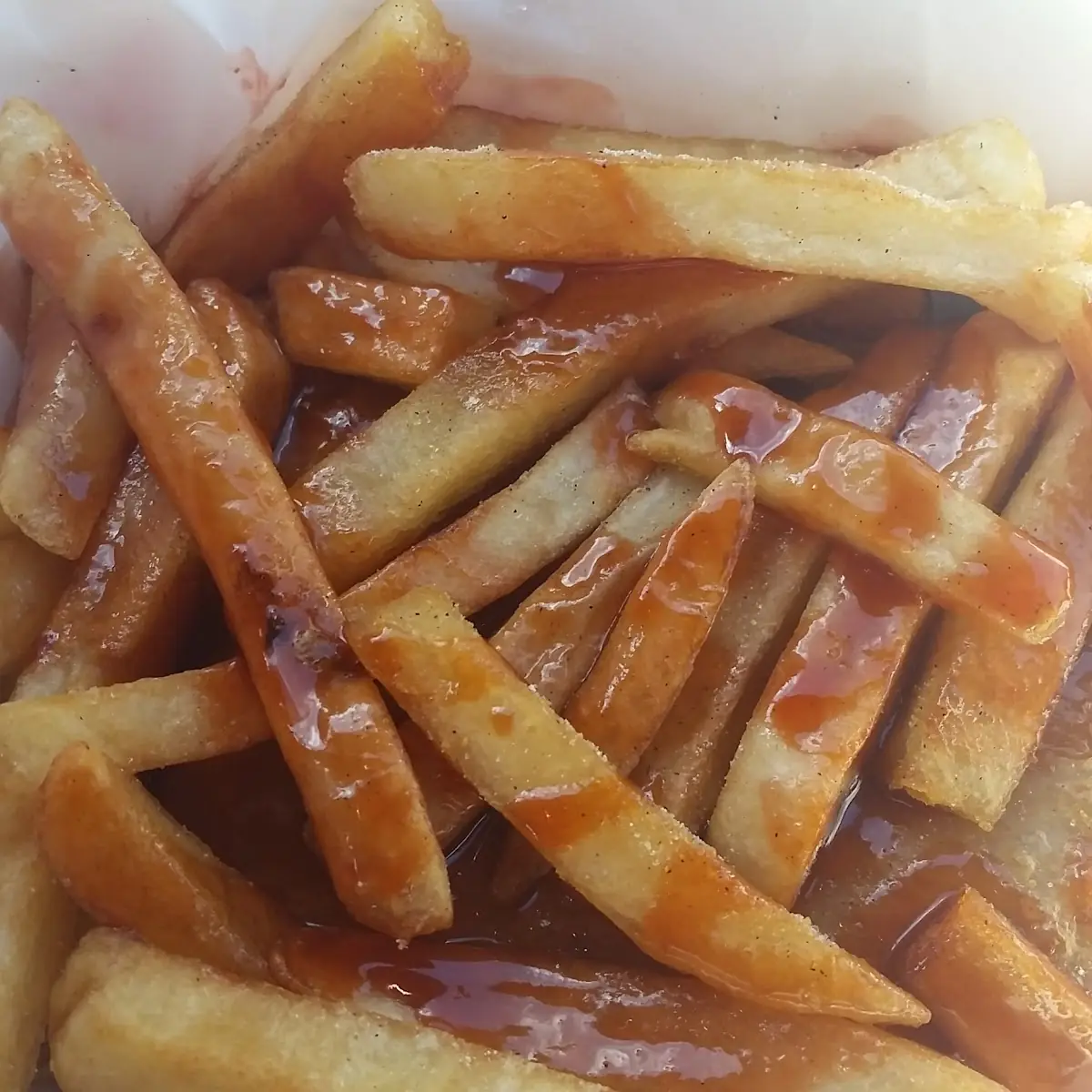 Fries and Pizza Puff with Mild Sauce