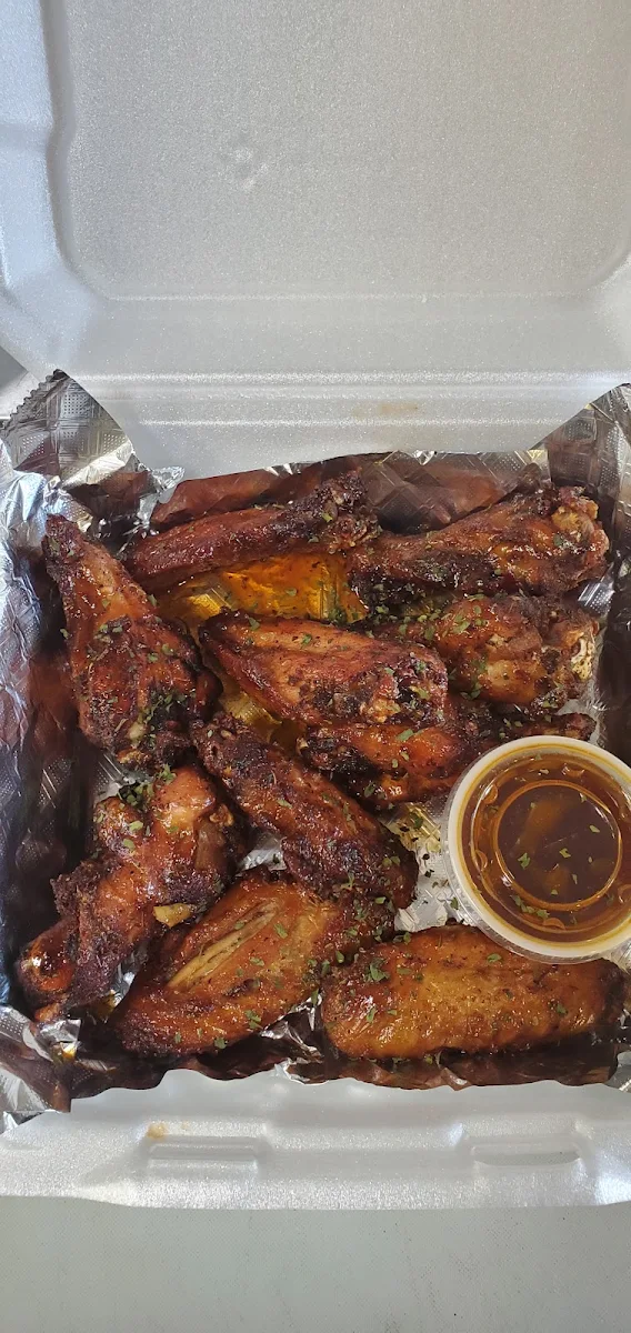 Sriracha Honey Wings