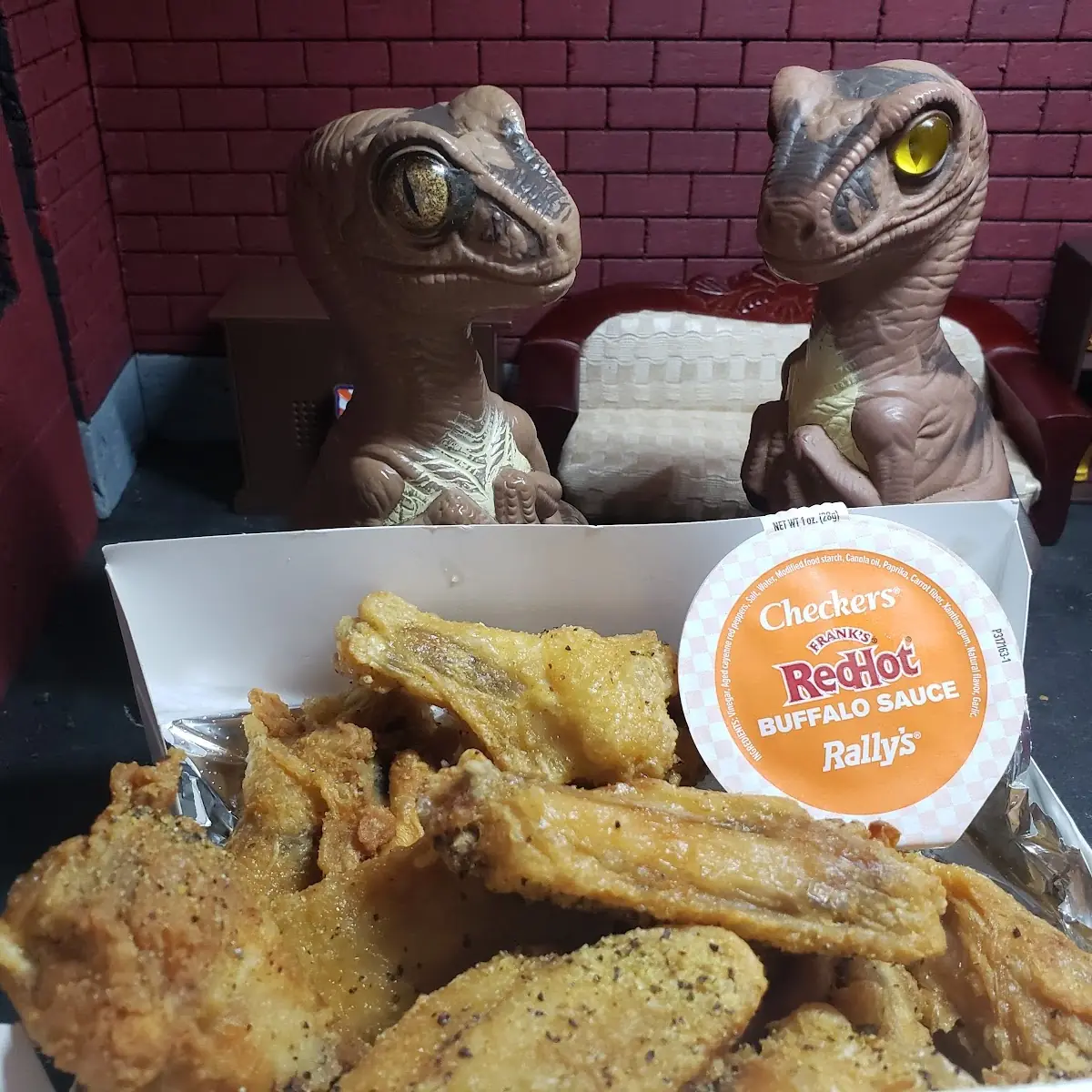 Rally's Lemon Pepper Wings