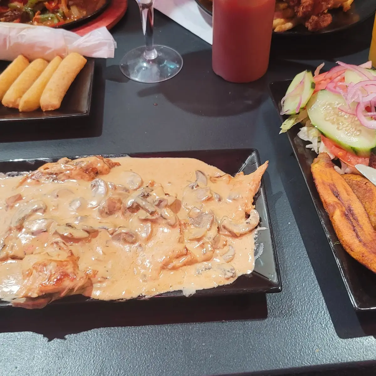 Pechuga En Salsa De Champignons