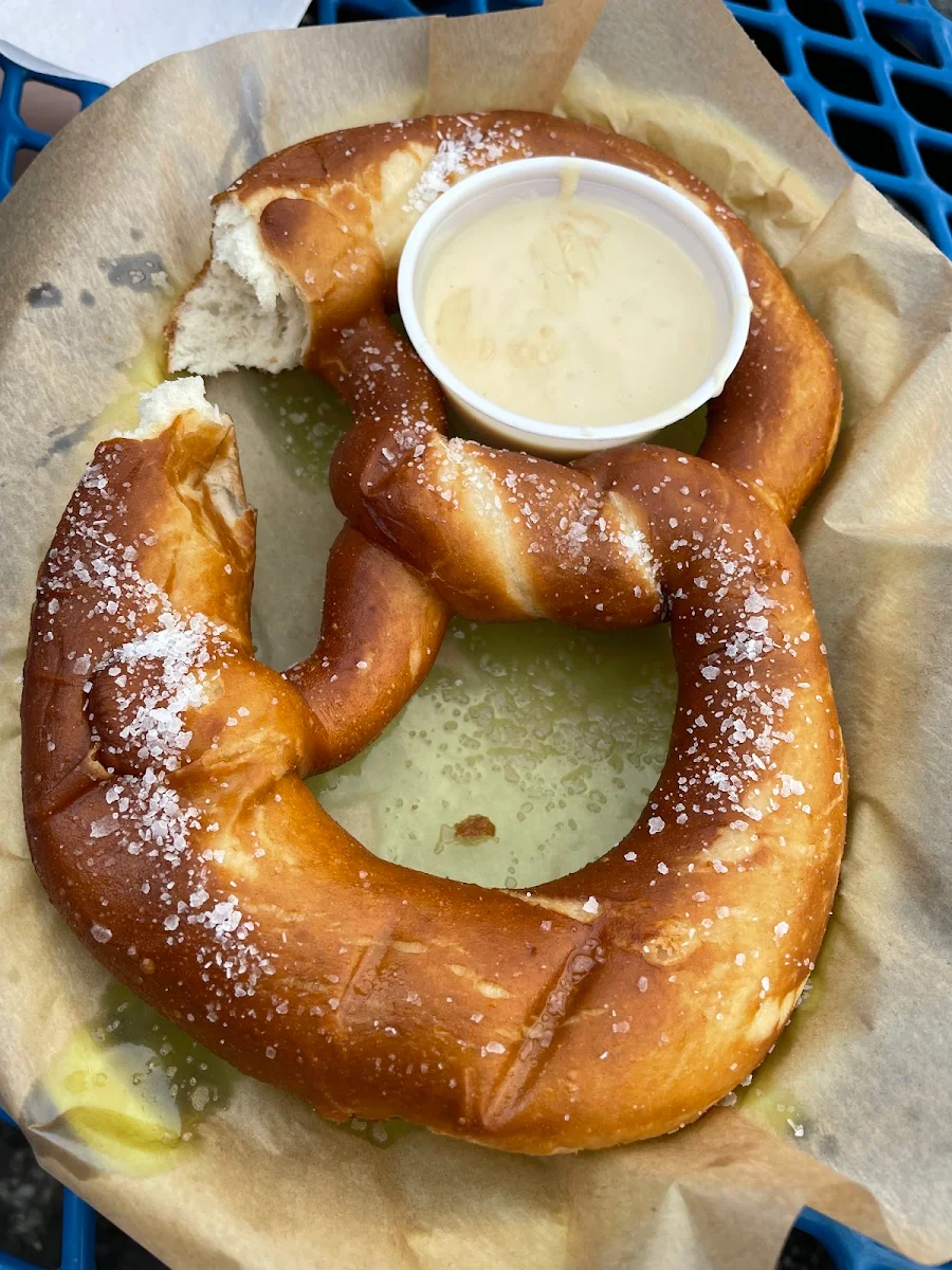 Cinnamon & Sugar Pretzel