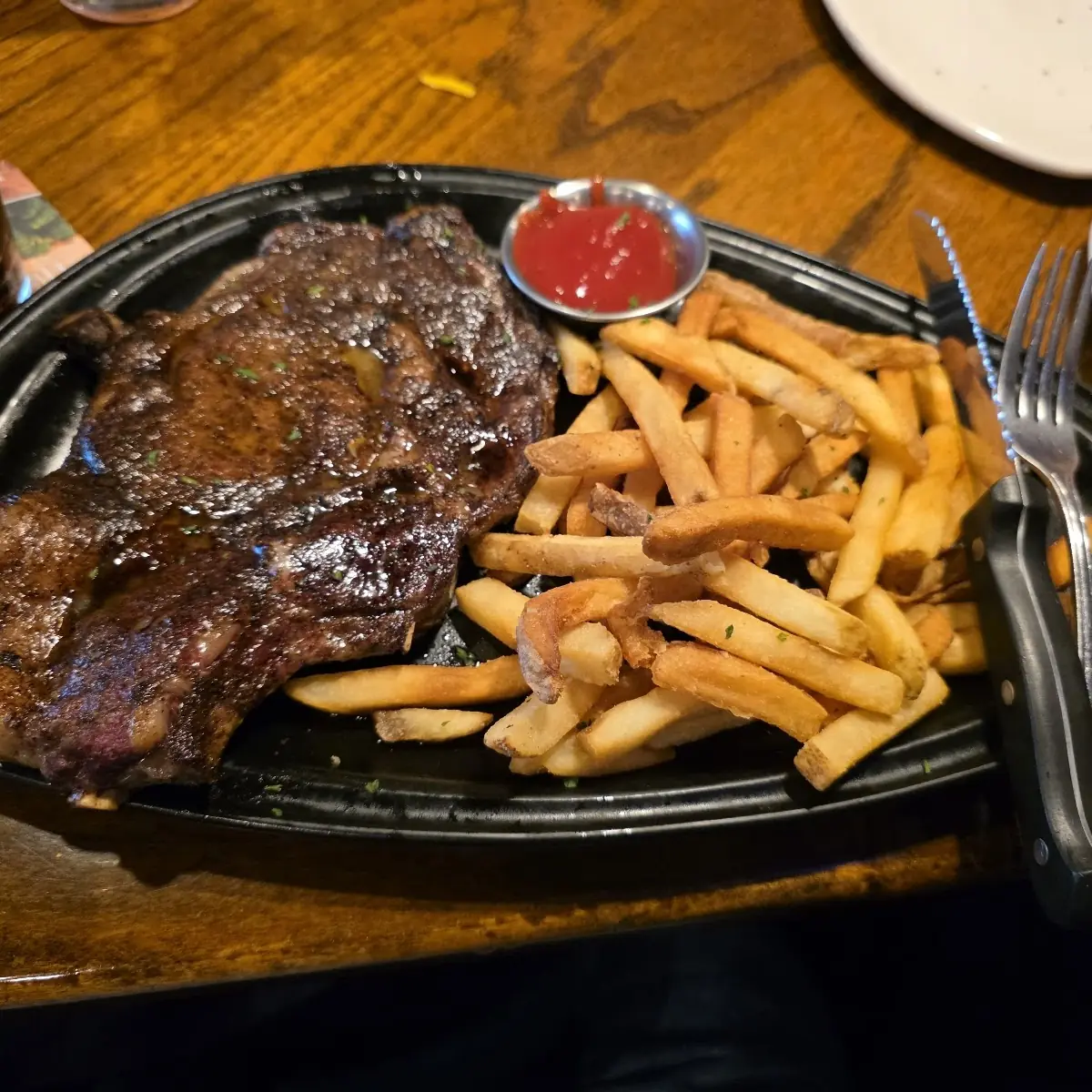 Bone-In Ribeye 20 Oz