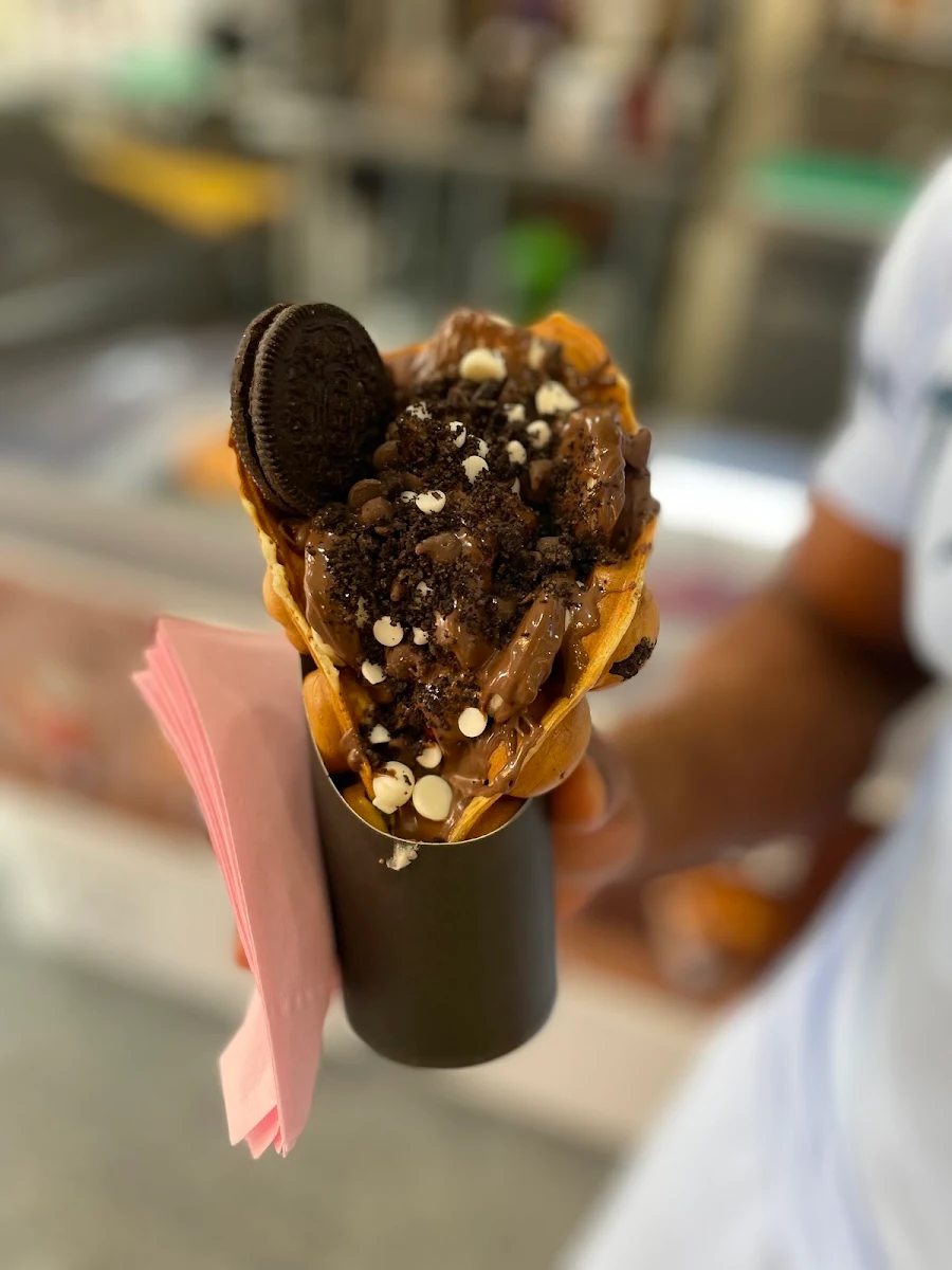 Oreo Bubble Waffle