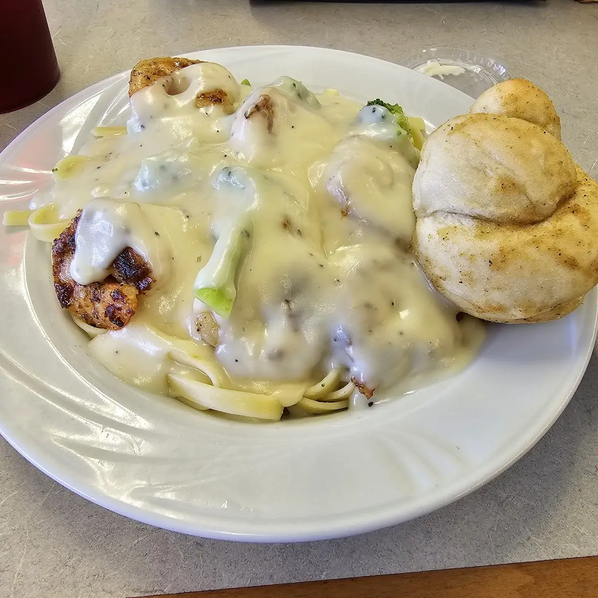 Shrimp Fettuccine Alfredo