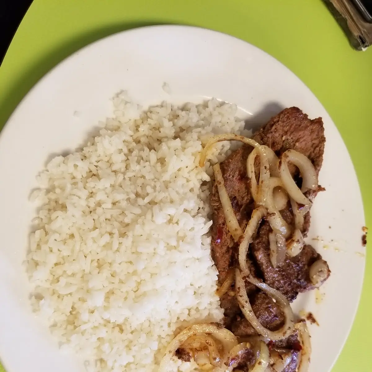 Bistec Encebollado