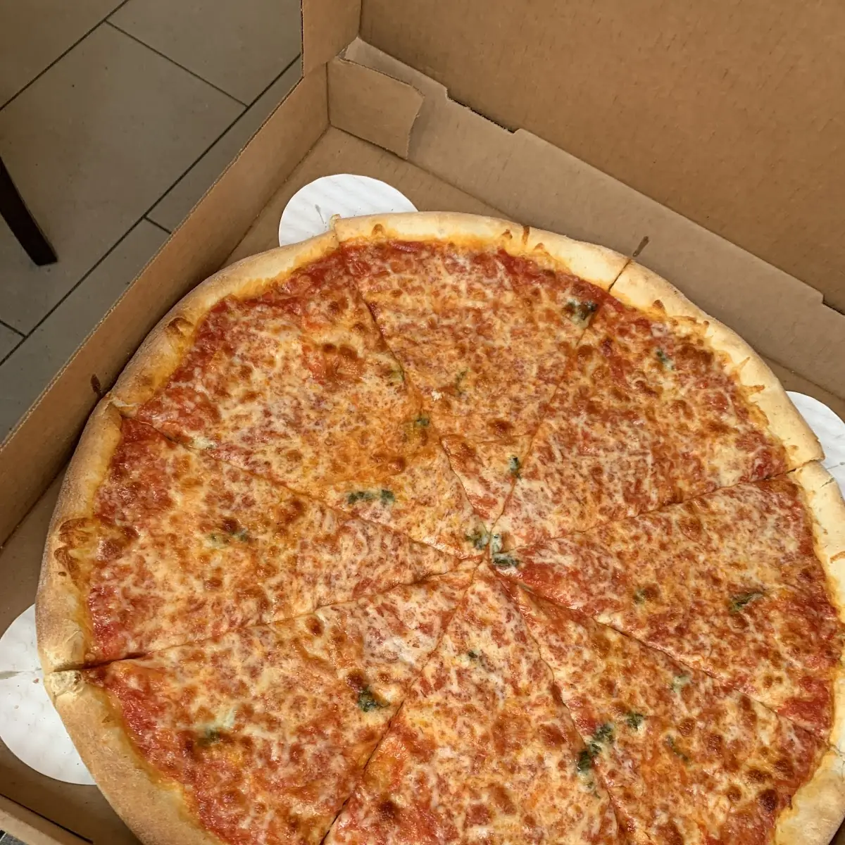 Lrge Cheese Pizza
