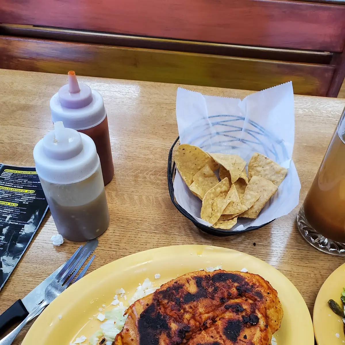 Pambazo Y Chips Salsa