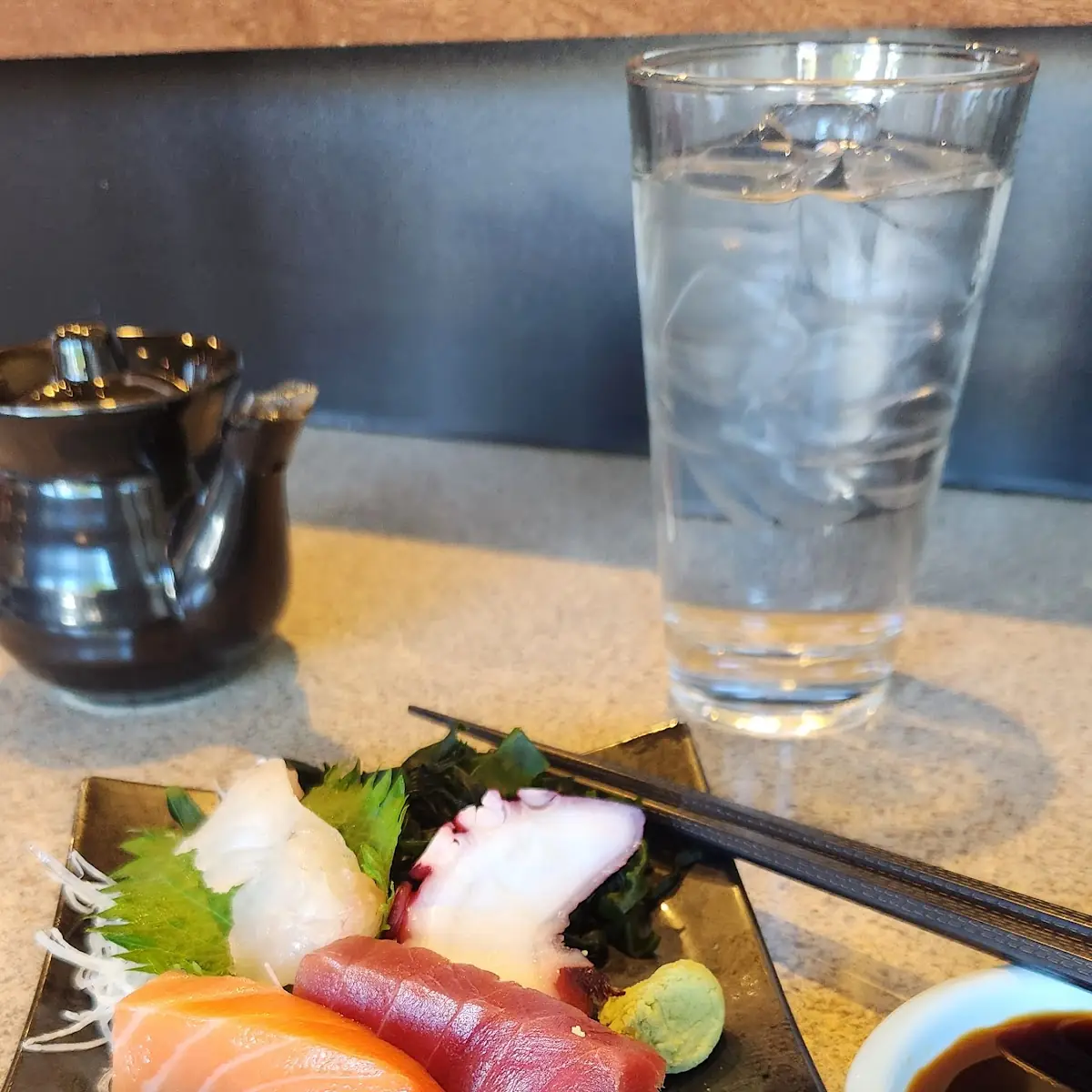 Happy Hour Sashimi