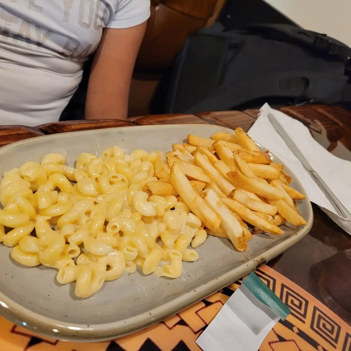 Mac N Cheese with Fries