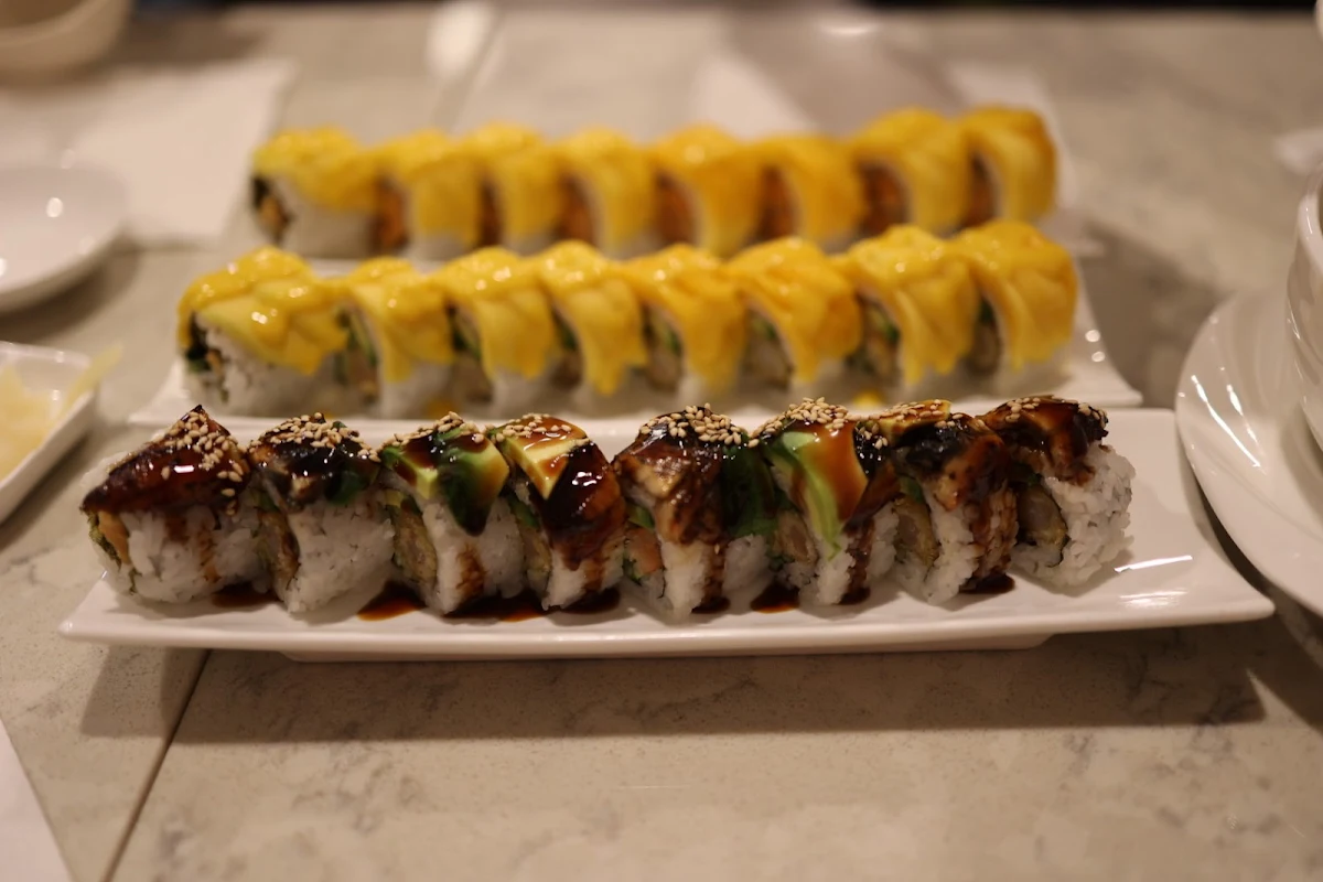 69. Hokkigai Sushi