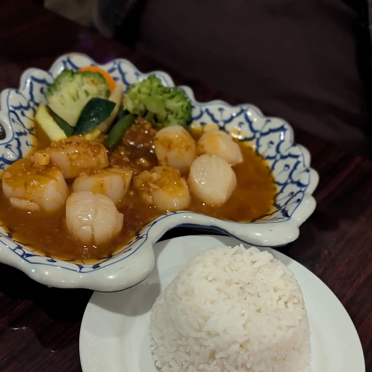 Scallops with Garlic Sauce