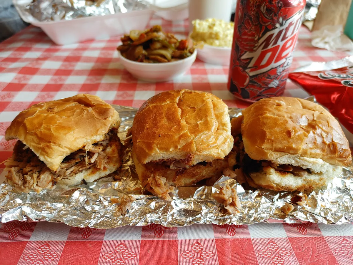 Pulled Pork Sliders