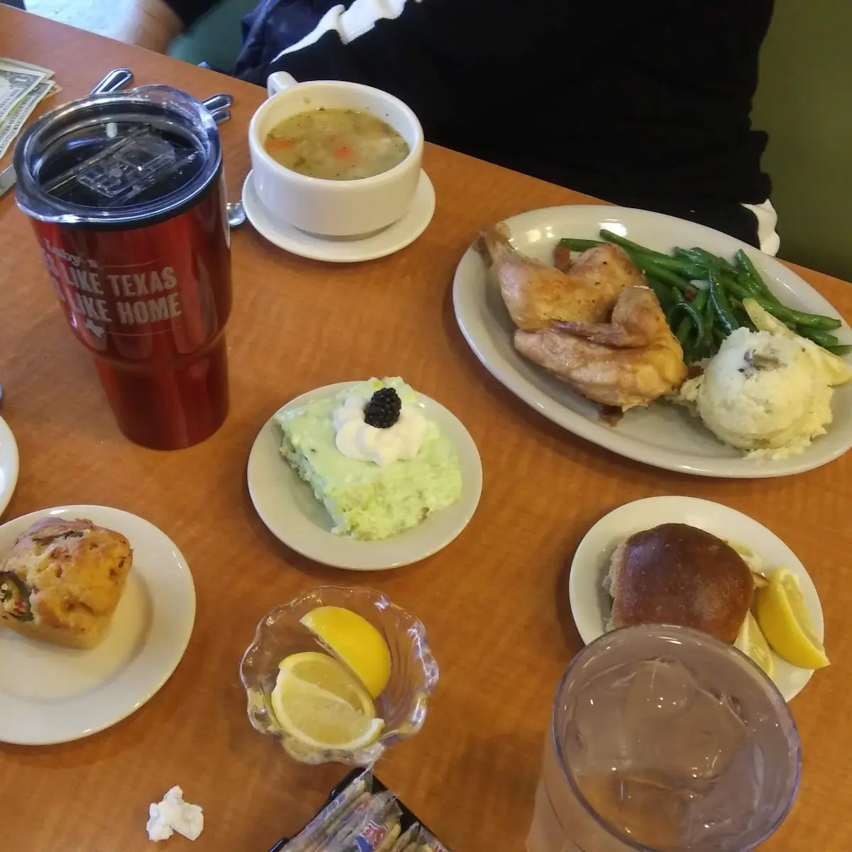 Baked Chicken with Mashed Potatoes and String Beans
