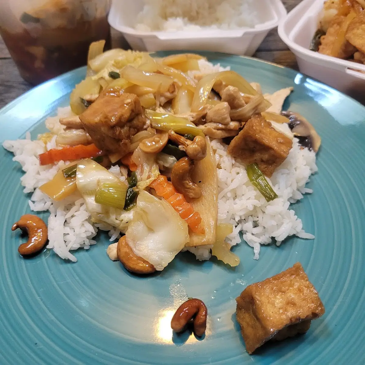 Chicken with Cashew Nuts and Tofu