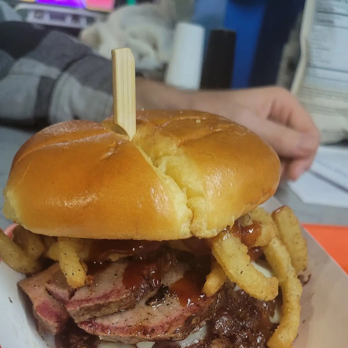 Maxx Burger