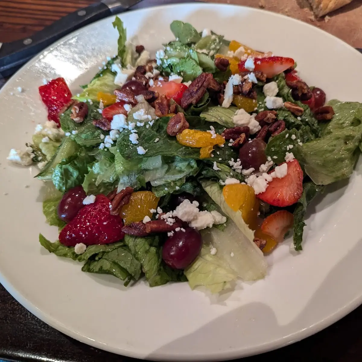 Strawberry & Pecan Salad