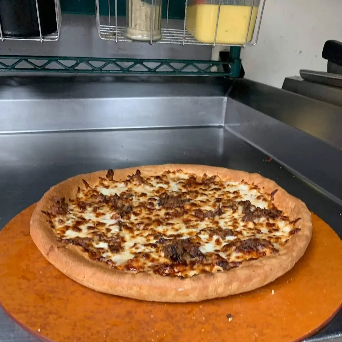 Bilbo's Favorite BBQ Pizza