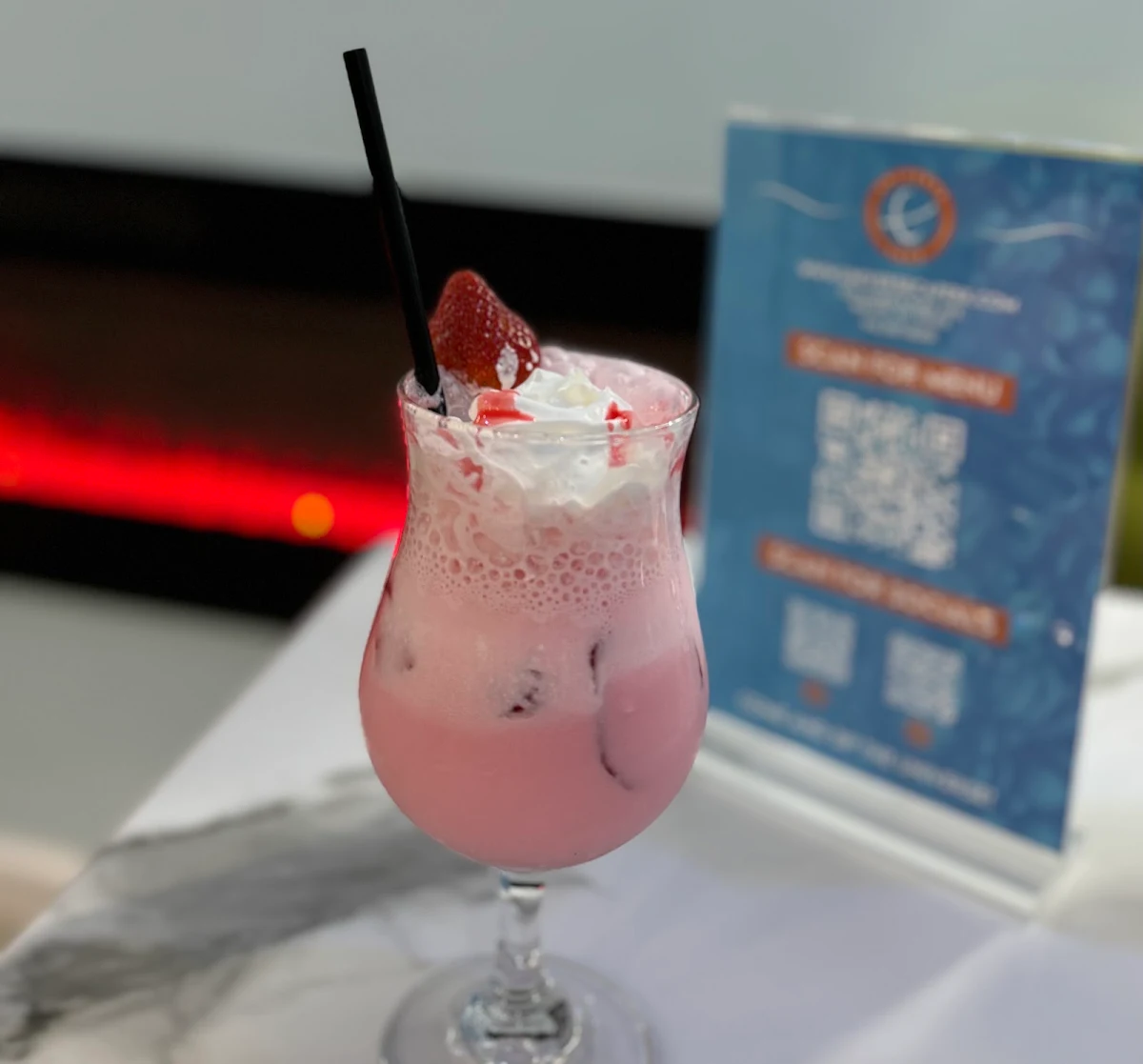 Universe Strawberry Shake