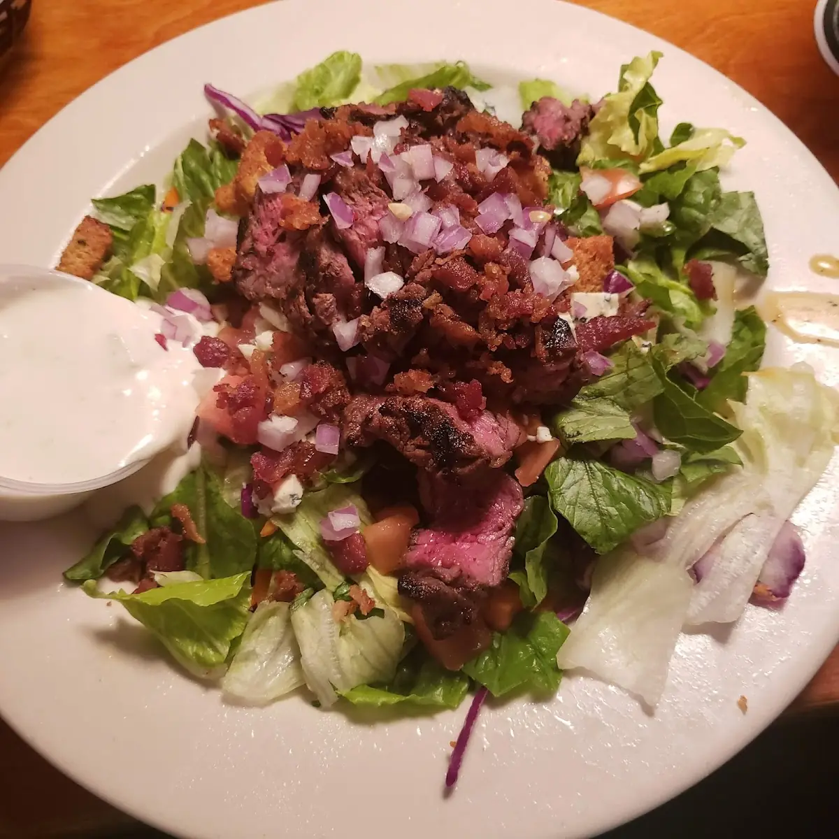 Steakhouse Filet Salad