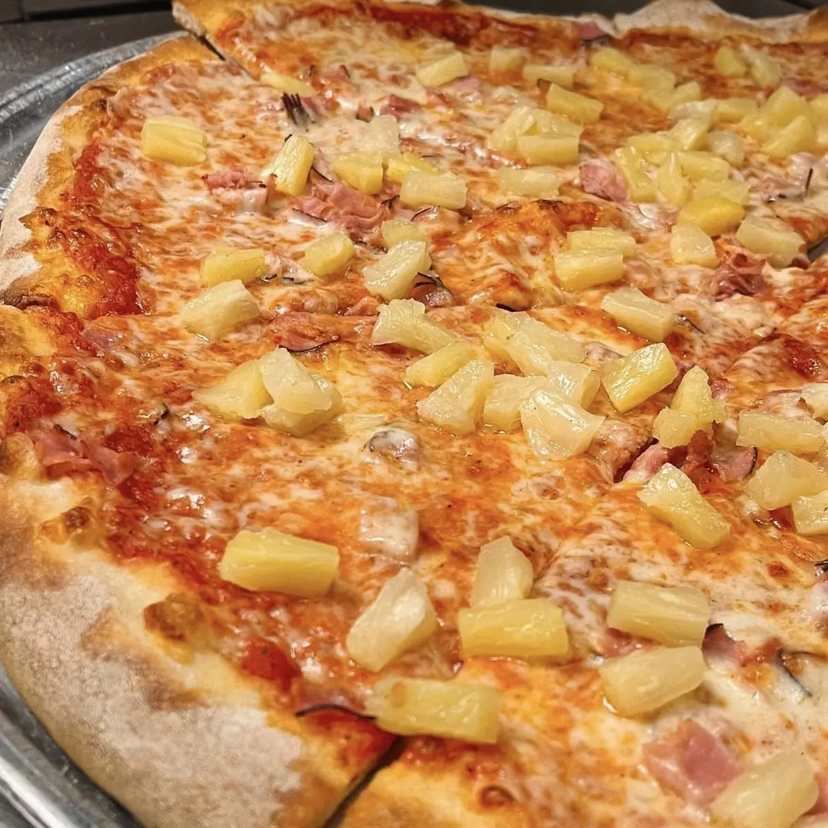 Hawaiian Pizza
