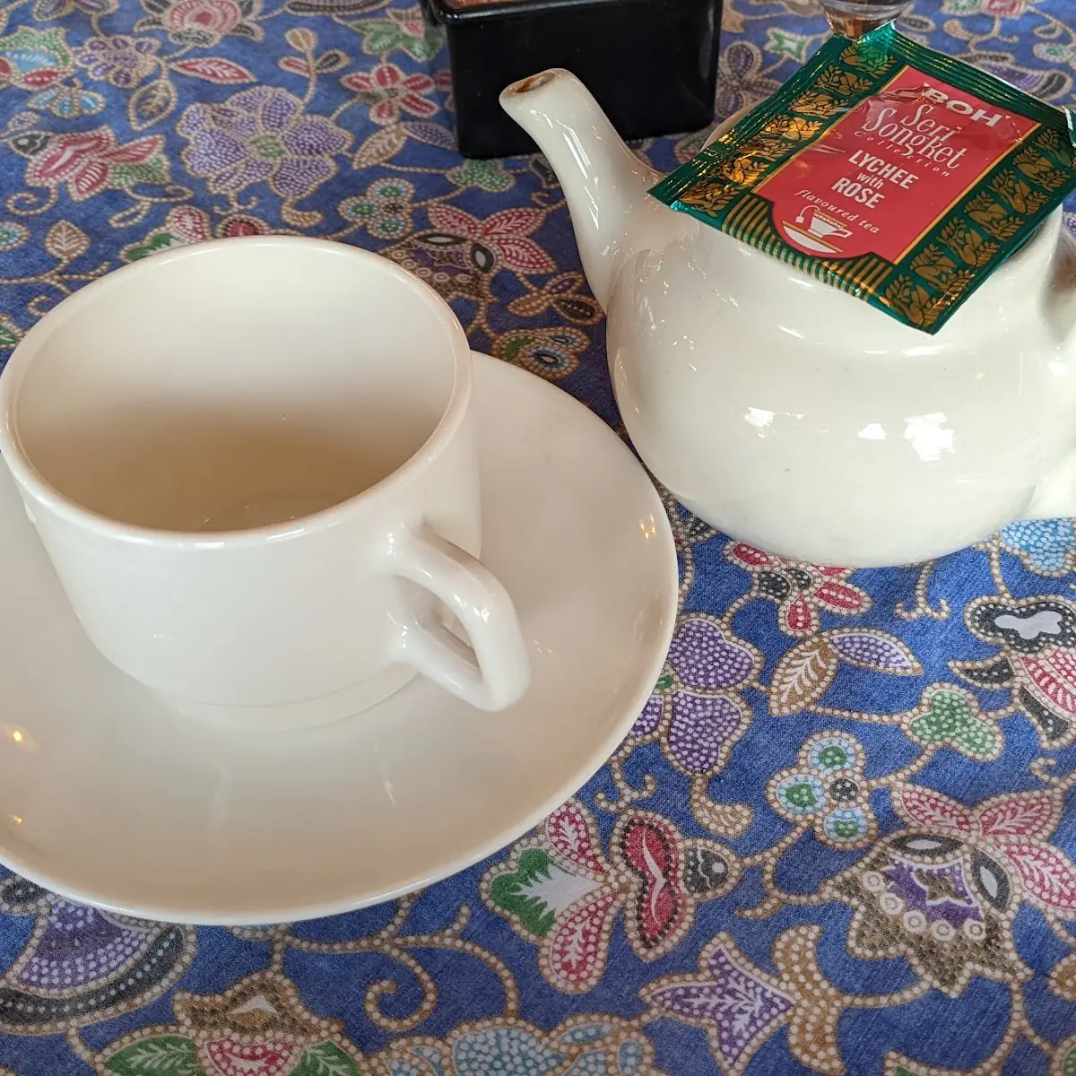 Lychee and Rose Flavored Tea