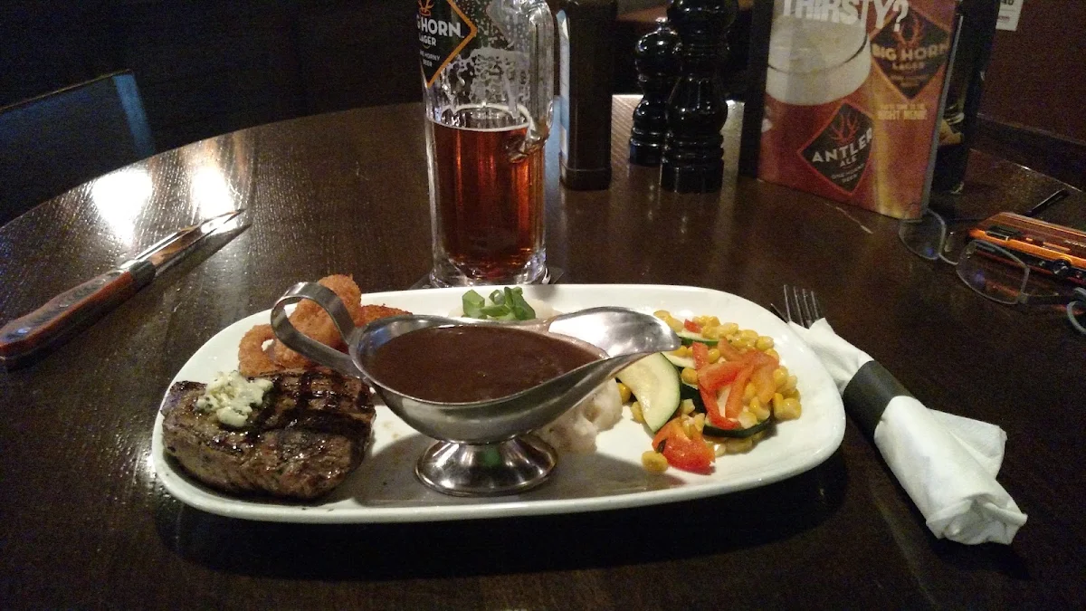 Sirloin Steak Dinner, MR MIKES SteakhouseCasual