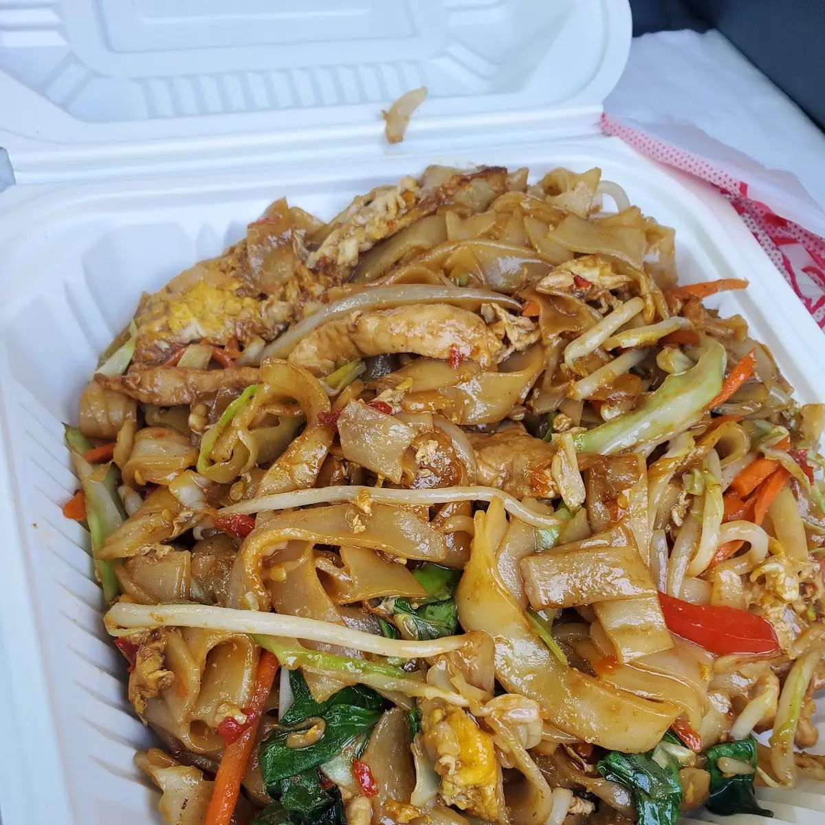 Spicy Noodles Pad Kee Mao
