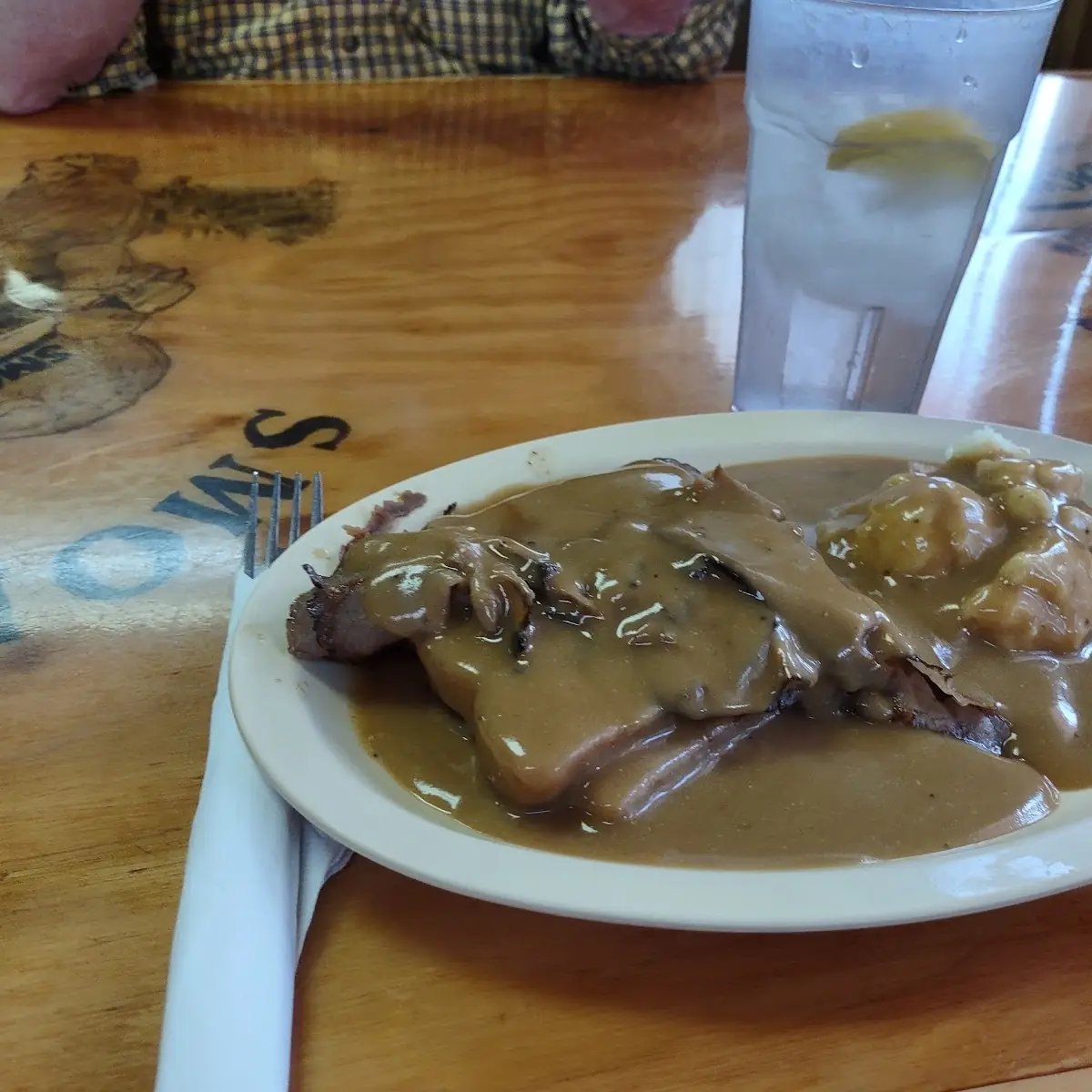 Open Face Hot Roast Beef Sandwich with Mashed Potatoes & Gravy