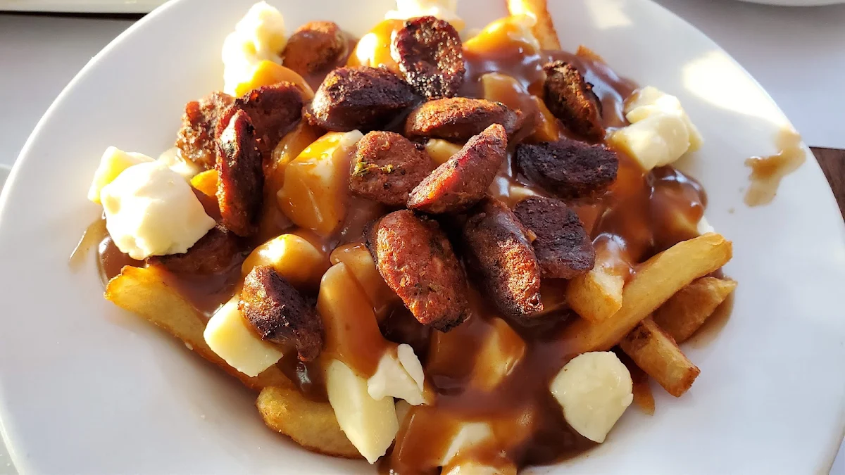 Poutine, Restaurant Dattes & Olives