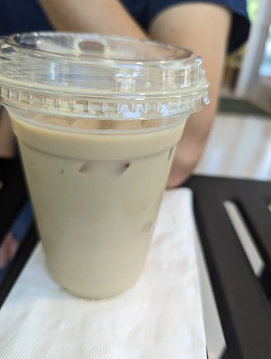 Iced Vanilla Latte