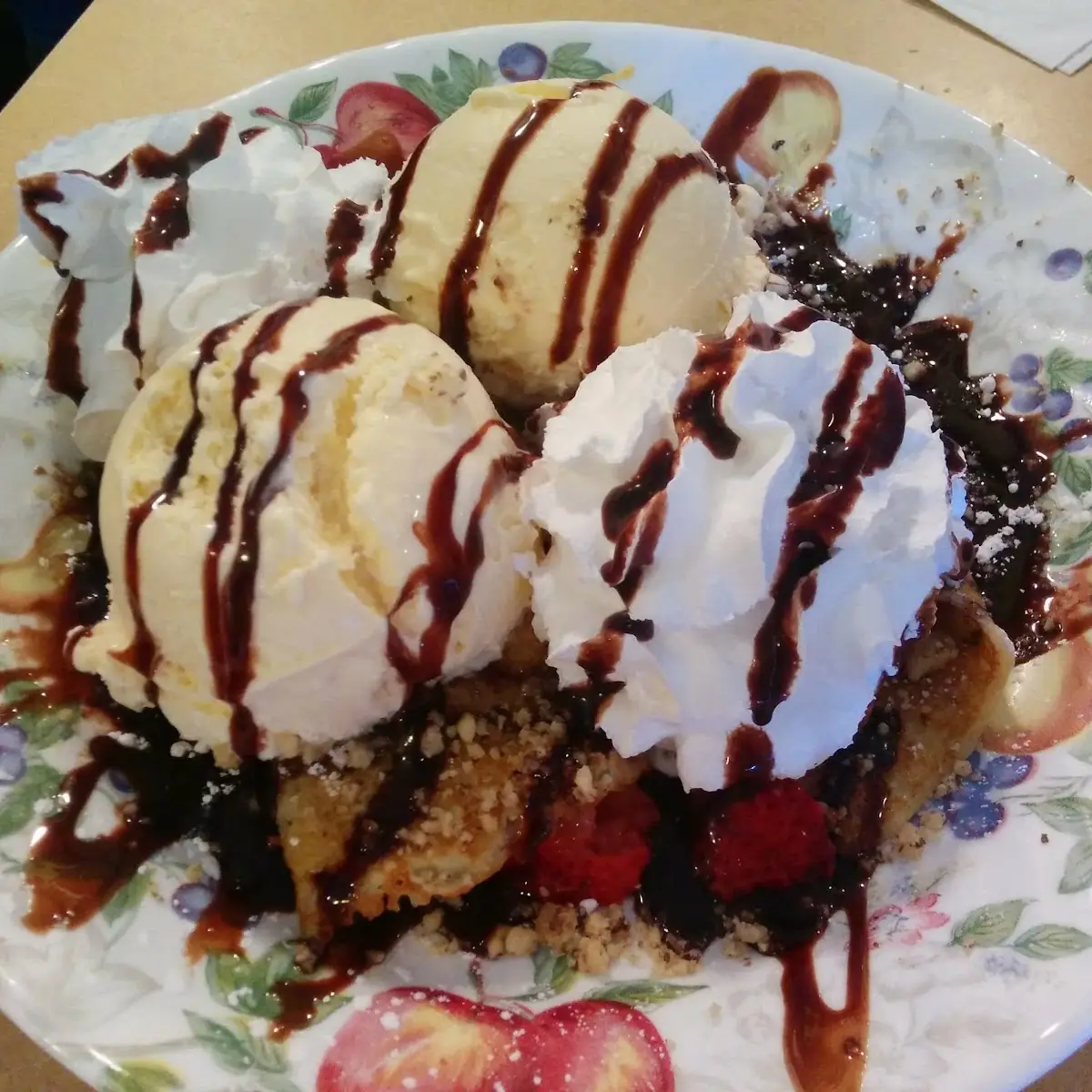Banana Split Crepes