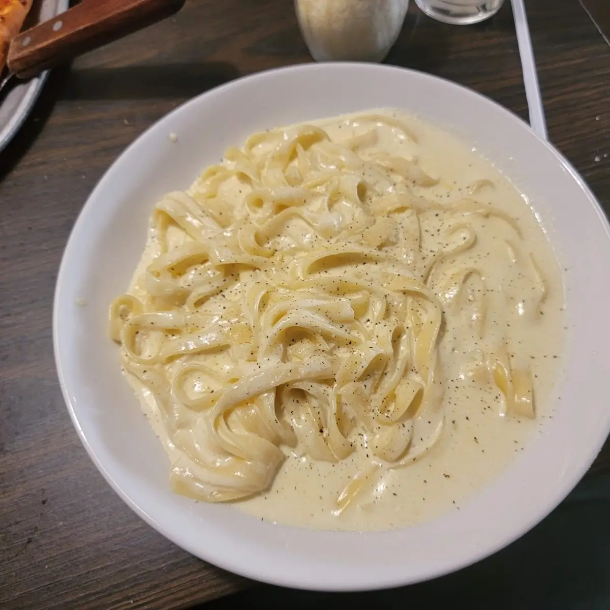 Fettuccine Alfredo