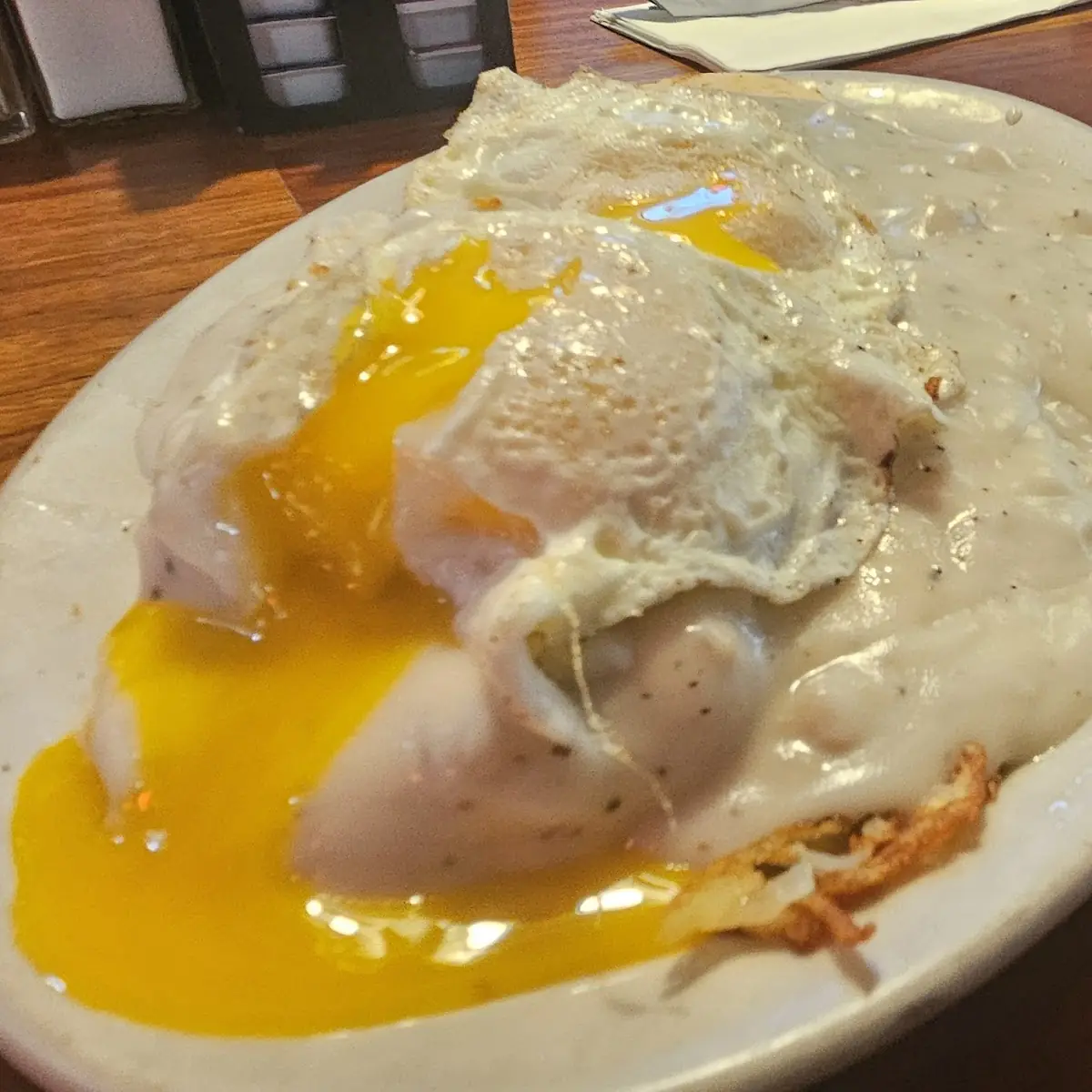 Pub 212 Biscuits & Gravy