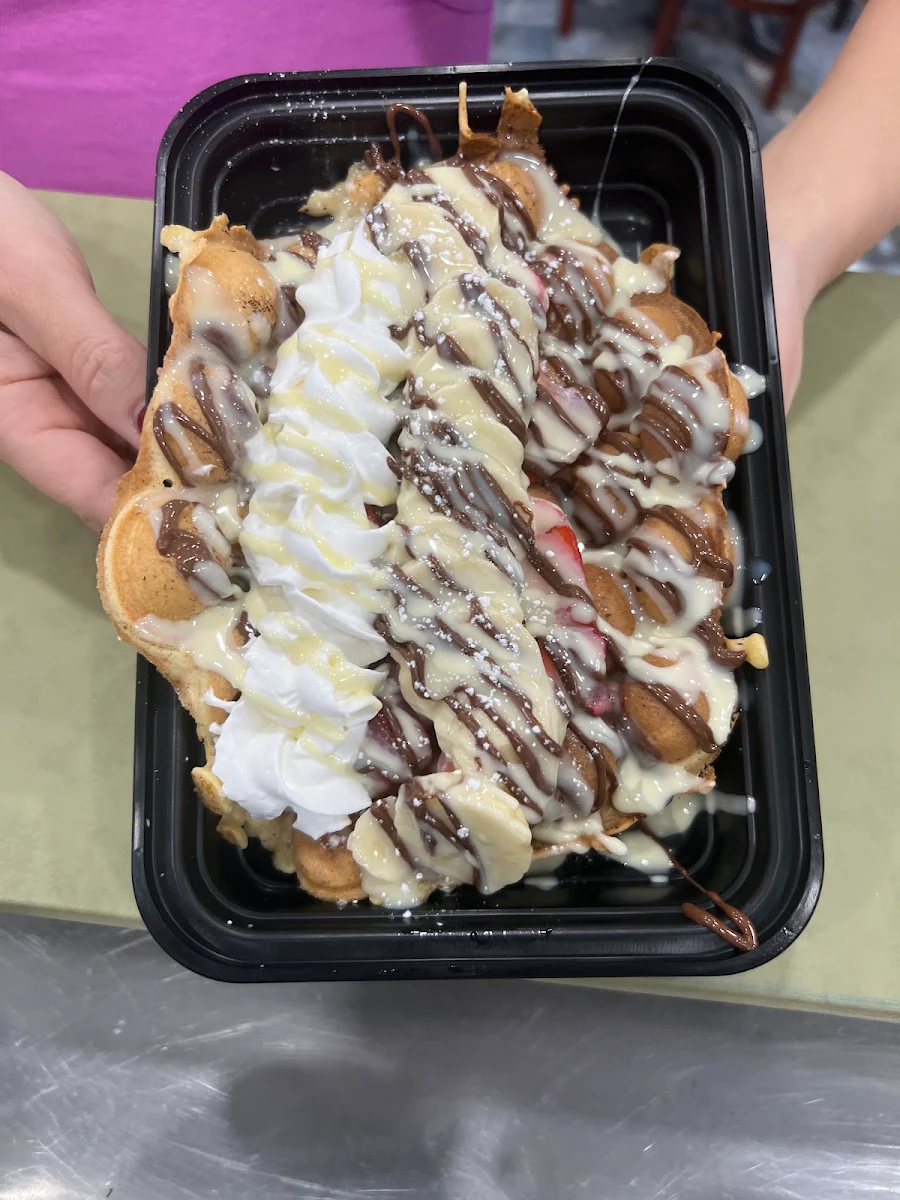 Strawberry Goes Bananas Bubble Waffle