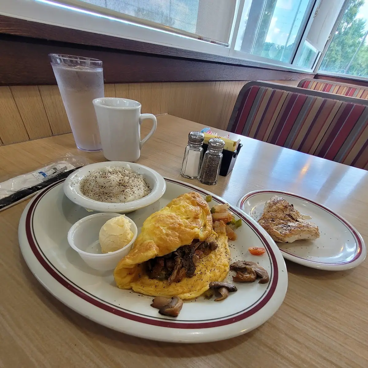 Veggie Omelette and Grilled Chicken