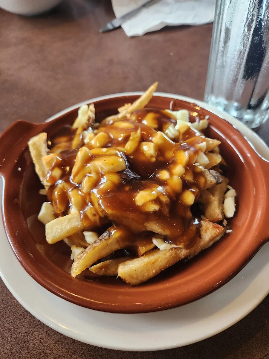 Classic Poutine