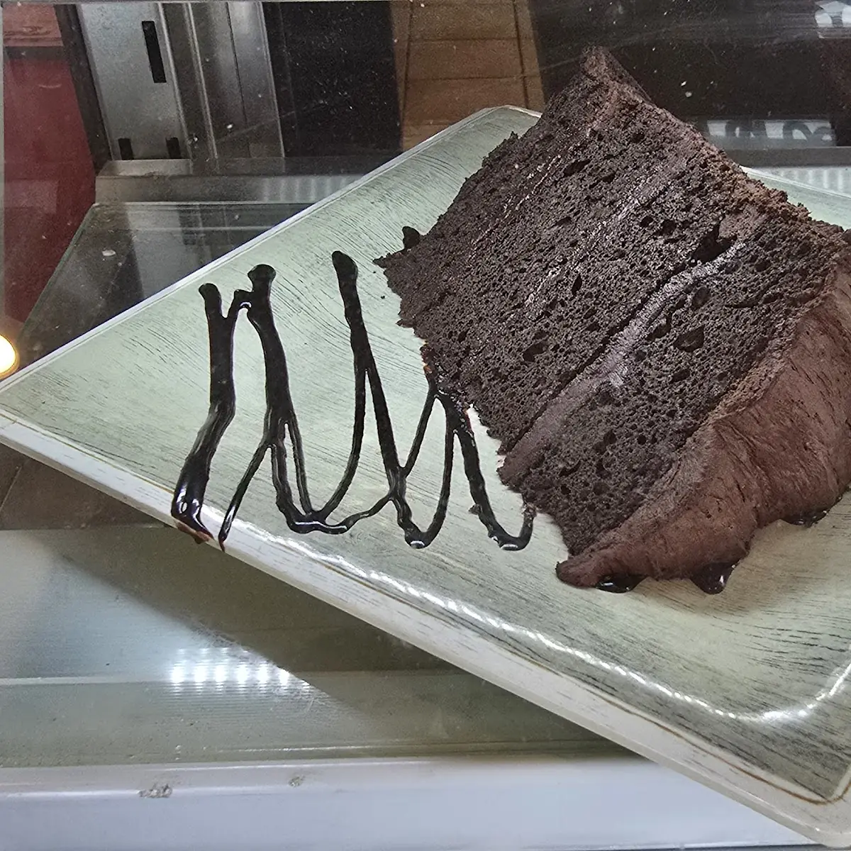 SINGLE JOHNNY CAKE
