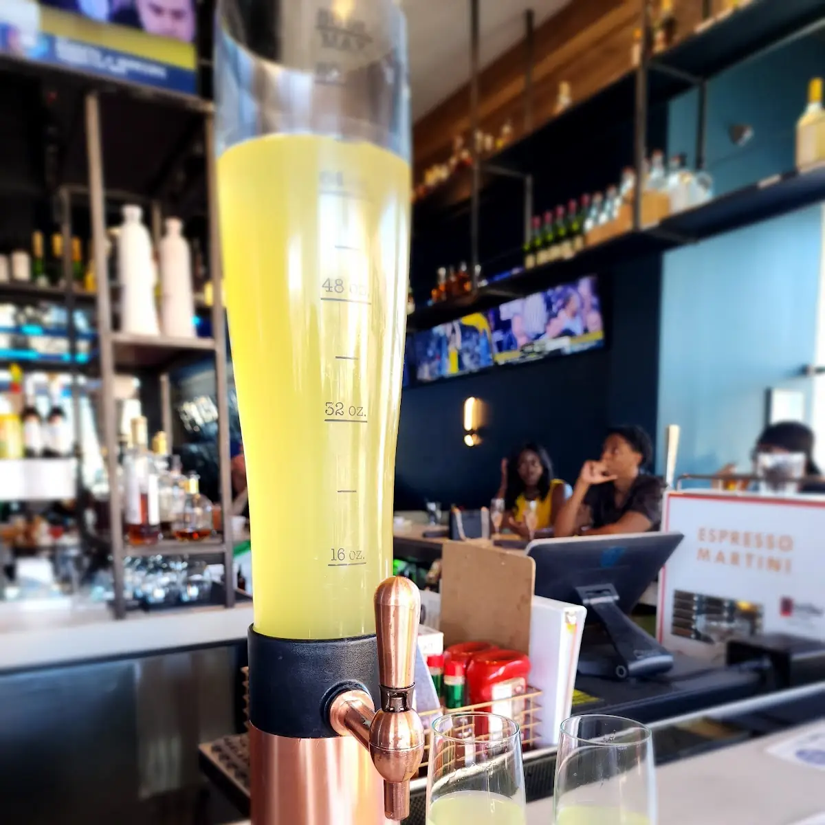Mimosa Tower 2 btls I 35 or 3 btls I 50